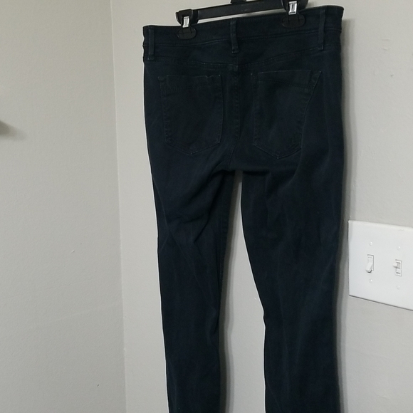 Black Jeans - Picture 4 of 4